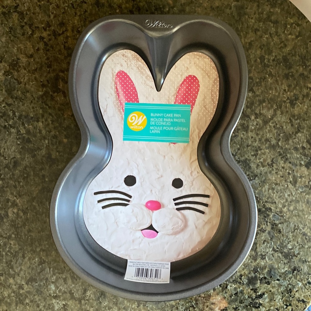 Wilton Bunny Cake Pan